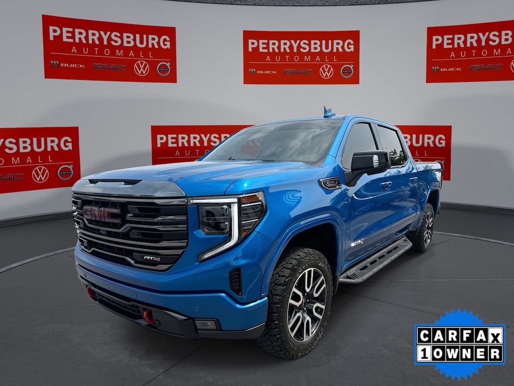 Used 2023 GMC Sierra 1500 AT4 Premium 4WD Crew Duramax w/ Technology Pkg Truck Crew Cab