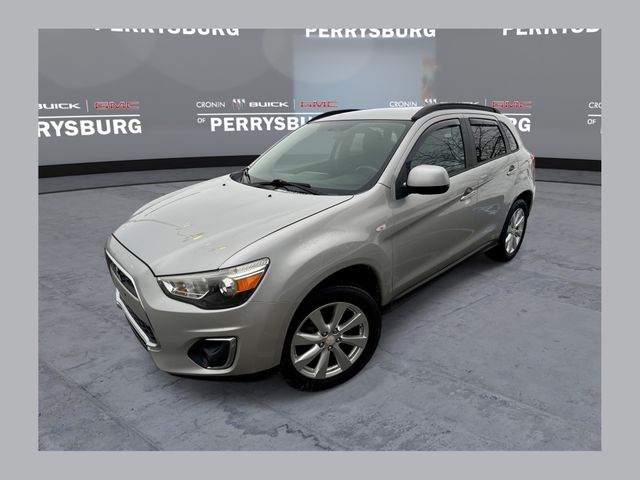 2015 Mitsubishi Outlander Sport 2.0 ES 2WD CVT's photo