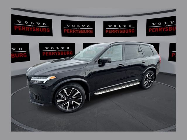 2023 Volvo XC90 T8 Ultimate Dark Theme 7-Seater 4WD's photo