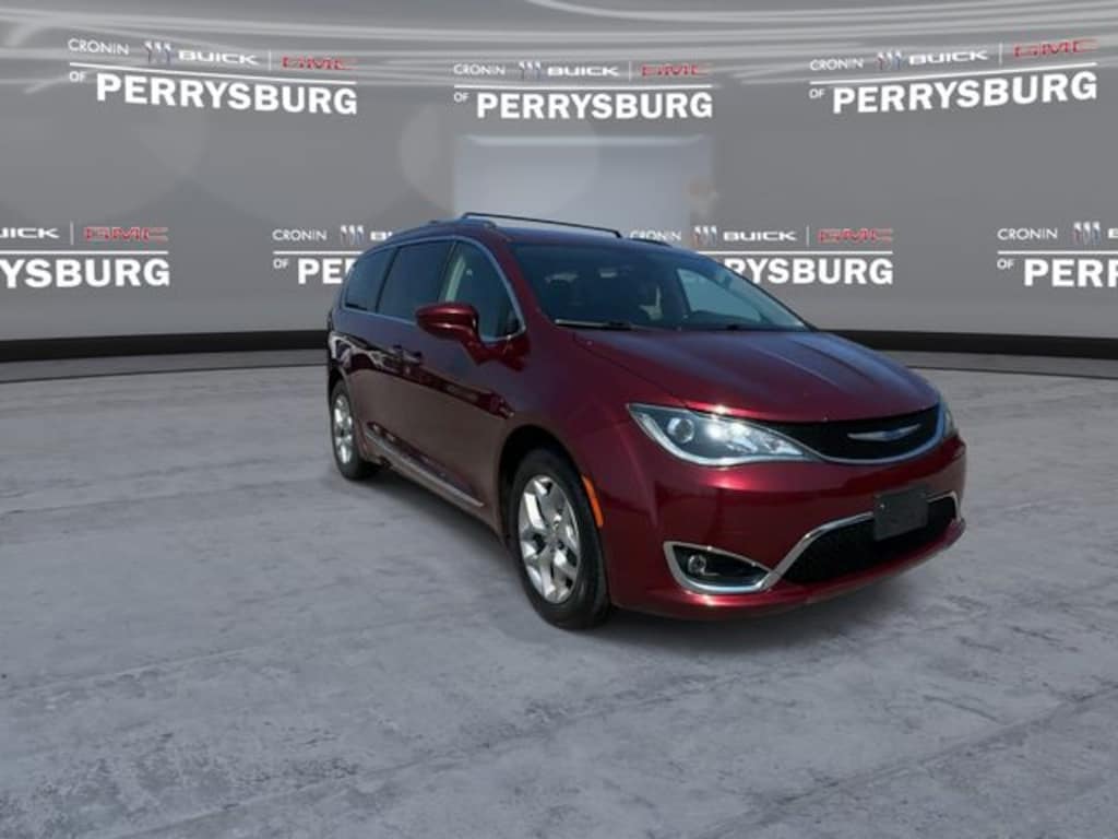Used 2019 Chrysler Pacifica Touring L Plus Minivan/Van