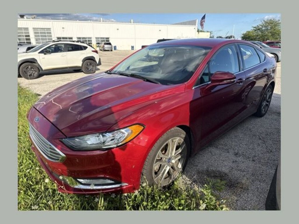 Used 2017 Ford Fusion SE w/ Tech pkg Sedan