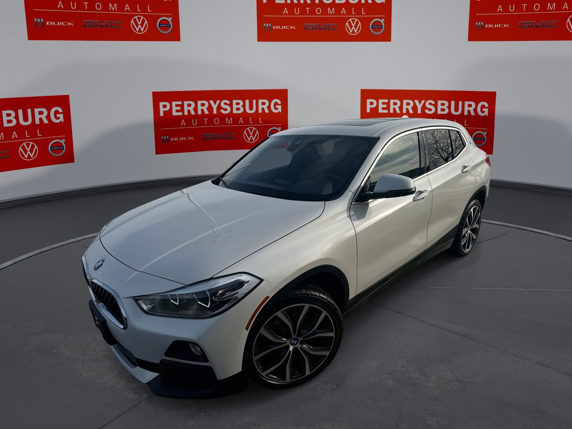 2019 BMW X2 28i's photo