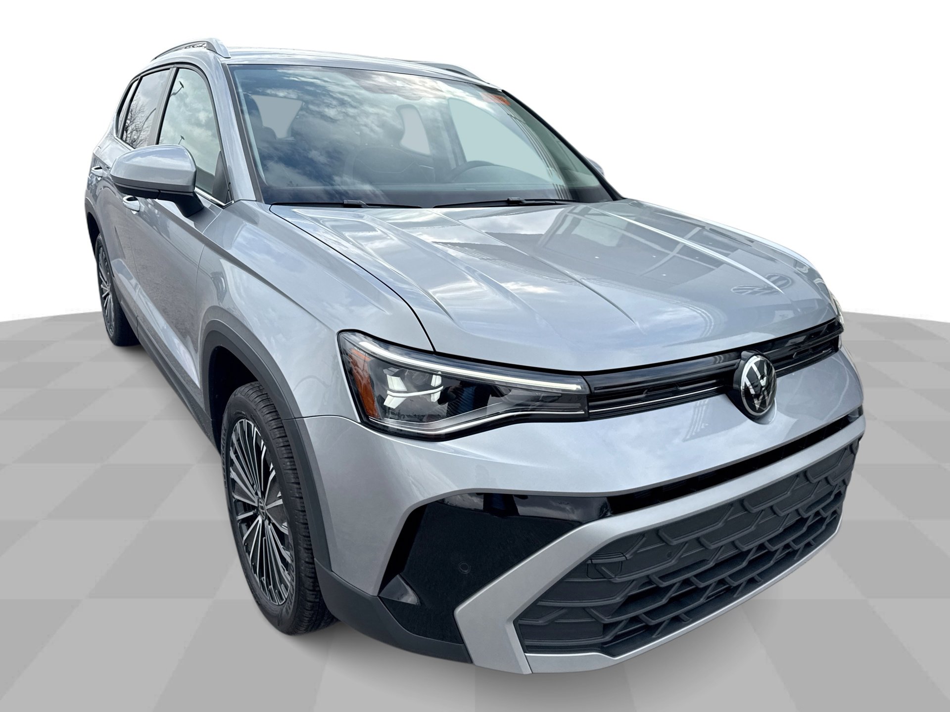 2025 Volkswagen Taos SE photo 2