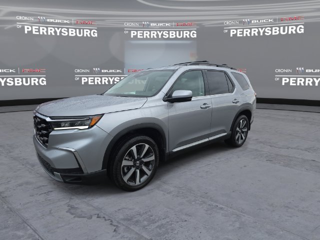 Certified 2025 Honda Pilot Touring SUV