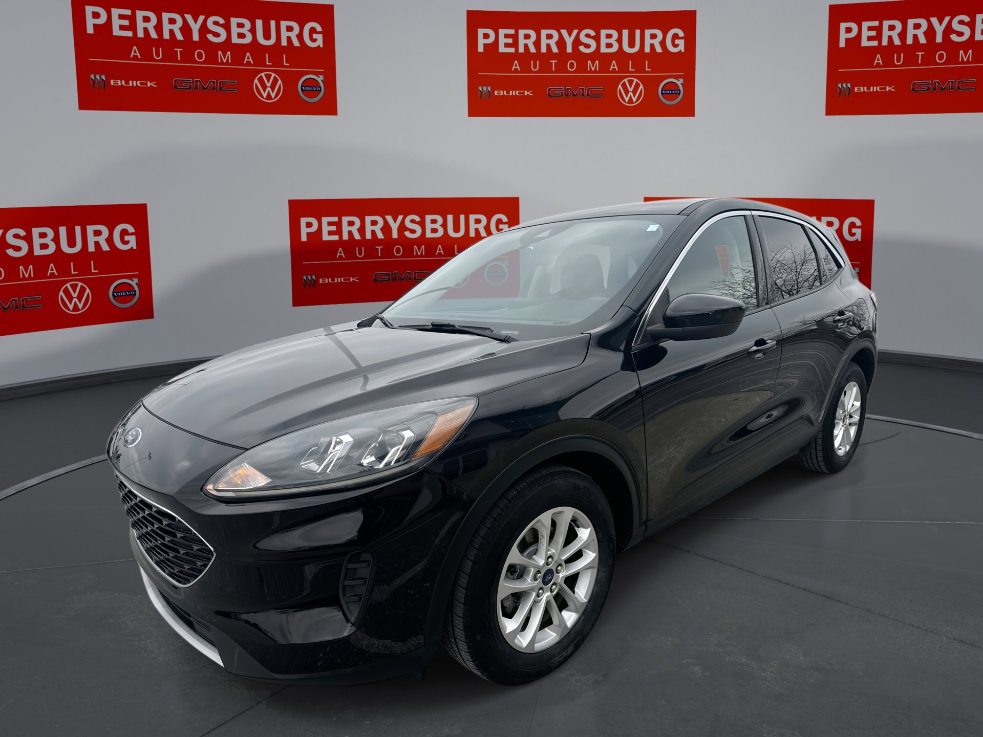 2020 Ford Escape SE's photo