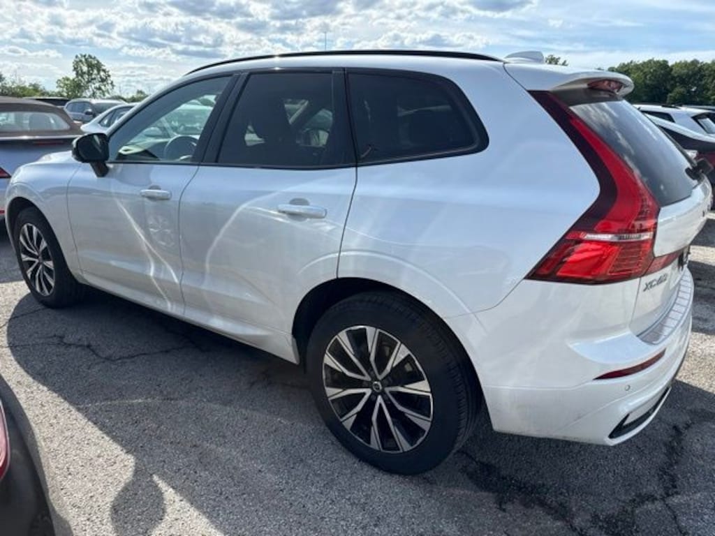 Used 2024 Volvo XC60 B5 Core SUV
