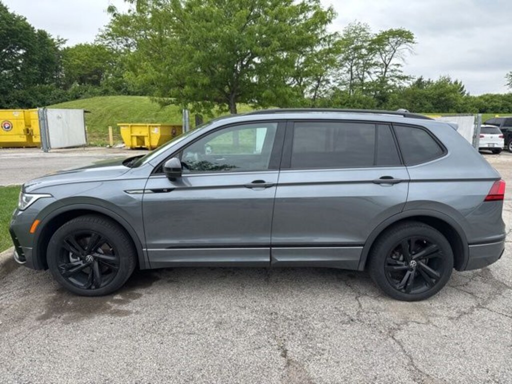 Used 2023 Volkswagen Tiguan 2.0T SE R-Line Black SUV