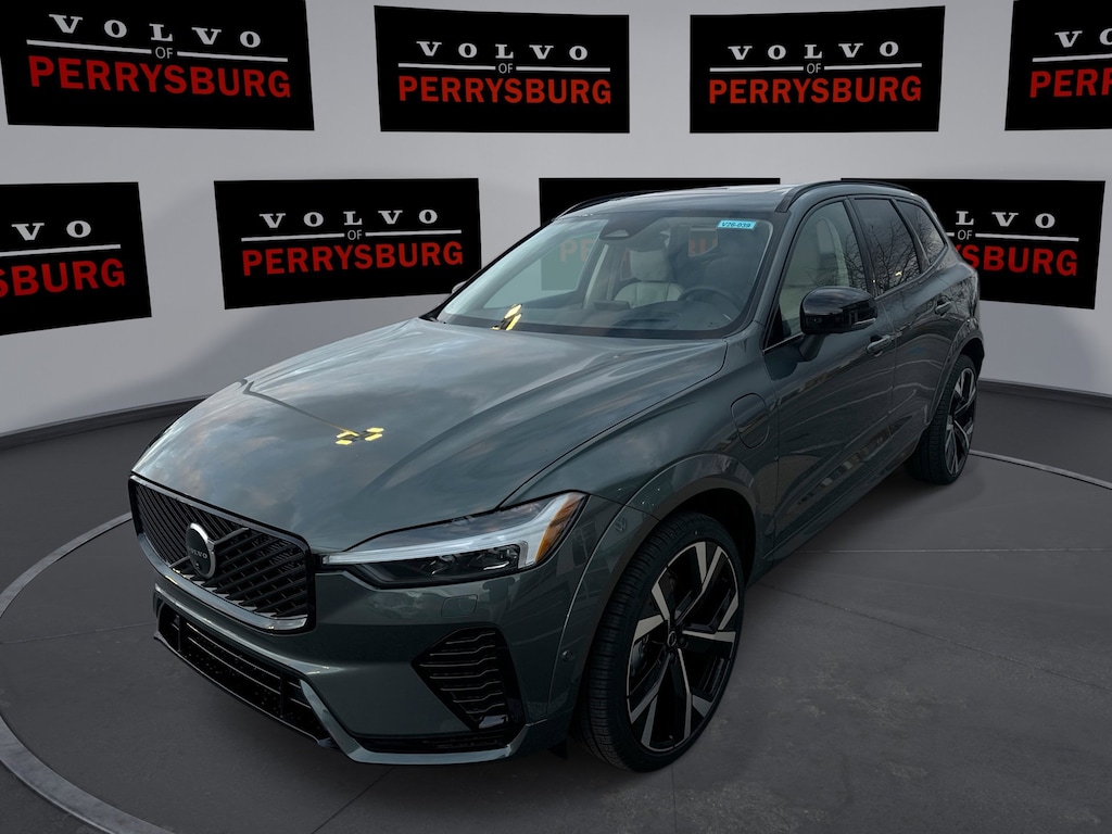 New 2026 Volvo XC60 plug-in hybrid T8 Ultra SUV