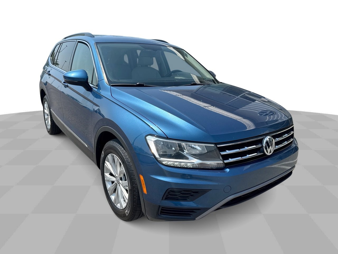 Used 2018 Volkswagen Tiguan SE with VIN 3VV2B7AXXJM053845 for sale in Perrysburg, OH