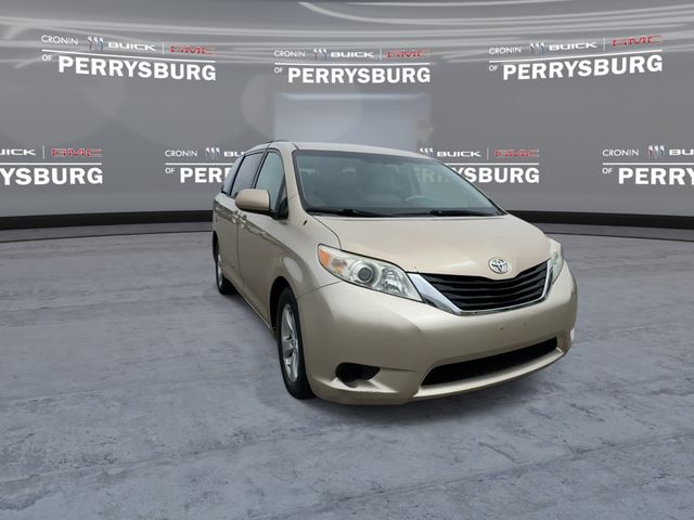 Used 2012 Toyota Sienna LE with VIN 5TDKK3DC6CS249414 for sale in Perrysburg, OH