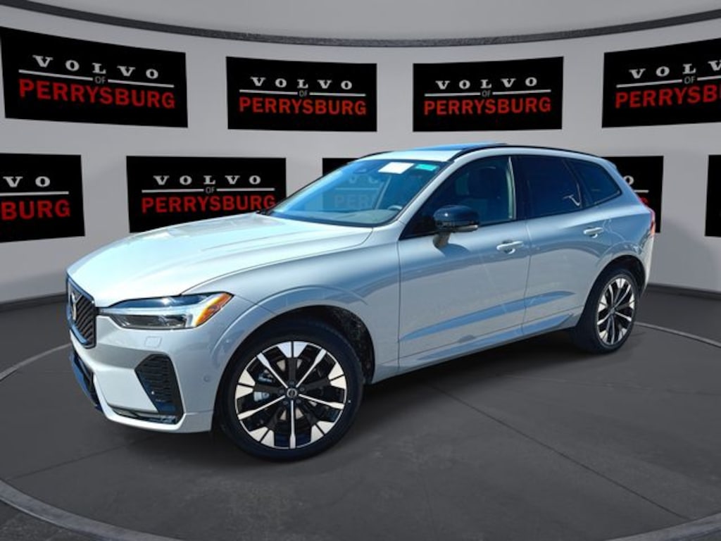 New 2026 Volvo XC60 B5 Plus SUV