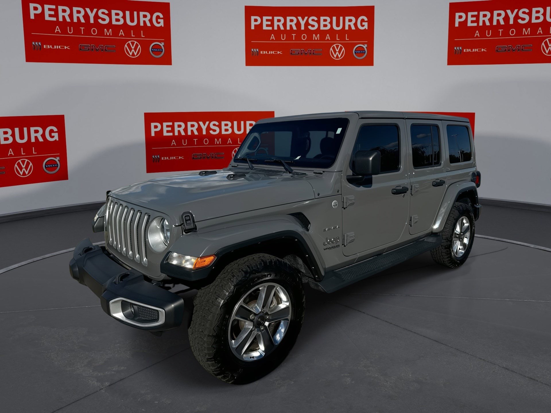 2022 Jeep Wrangler Unlimited Sahara's photo