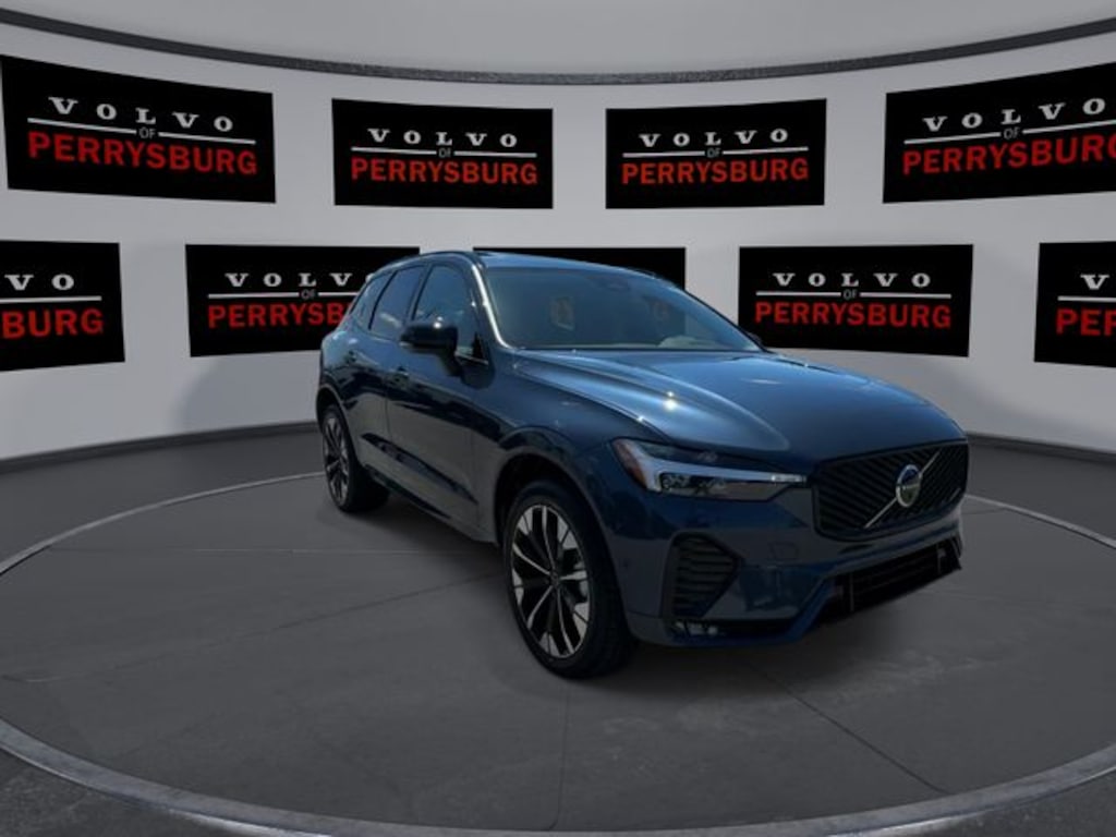 New 2026 Volvo XC60 B5 Plus SUV