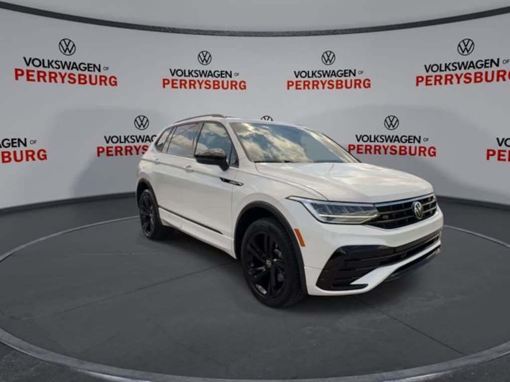 Used 2024 Volkswagen Tiguan 2.0T SE R-Line Black SUV