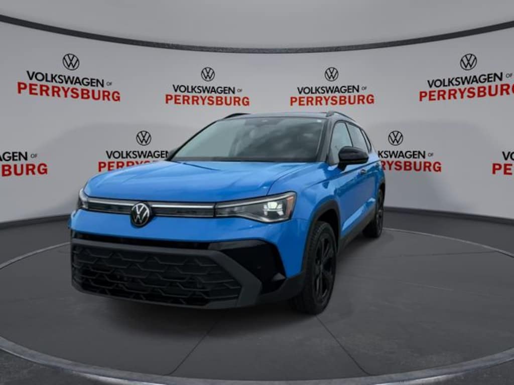 Certified 2025 Volkswagen Taos 1.5T SE Black SUV