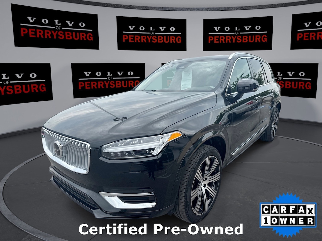 Certified 2025 Volvo XC90 plug-in hybrid T8 AWD Core w/ Climate Pkg & Panoramic Moon SUV