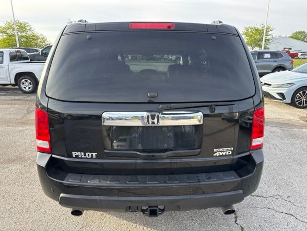 Used 2011 Honda Pilot Touring SUV