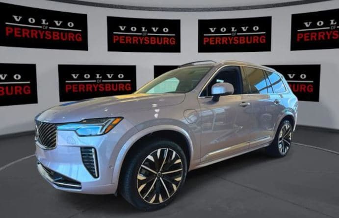 Volvo%20XC90%20Plug-In%20Hybrid%20T8%20Ultra%207-Seater%20eAWD%20-%20Volvo%20of%20Perrysburg.JPG