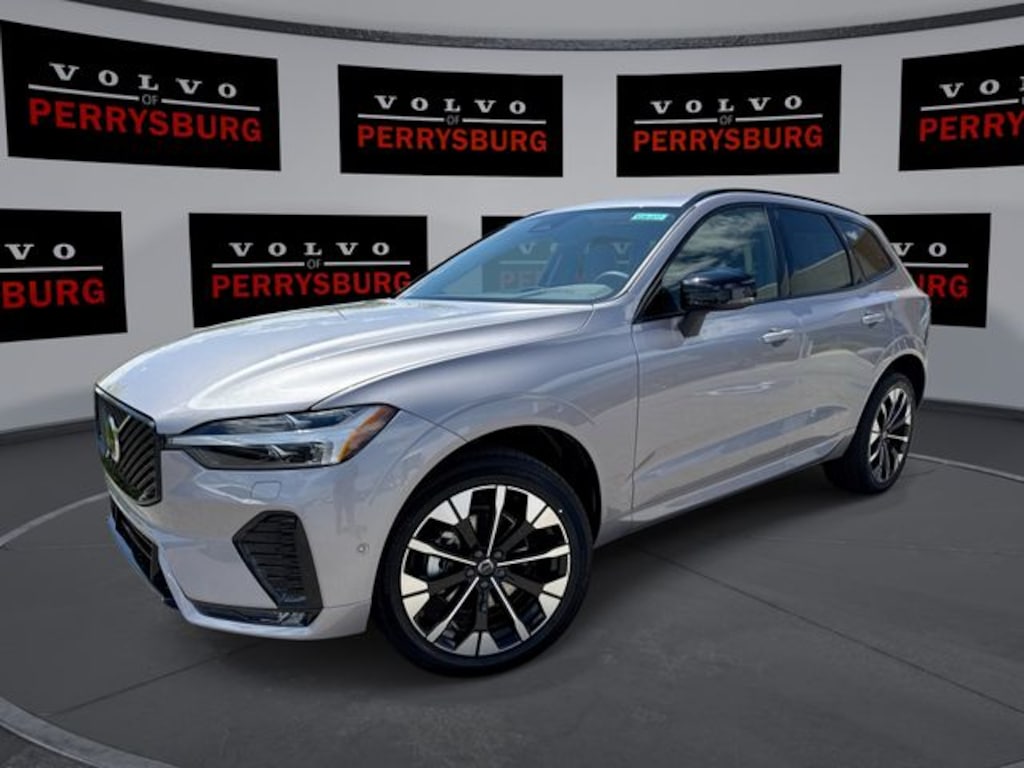 New 2026 Volvo XC60 B5 Plus SUV