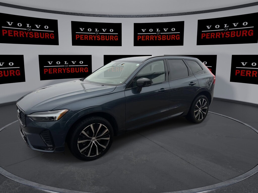 Certified 2024 Volvo XC60 B5 AWD Ultimate Dark Theme w/ Climate Pkg & Panora B5 AWD Ultimate Dark Theme