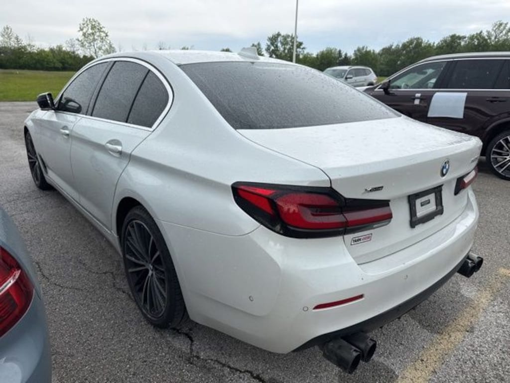 Used 2021 BMW 5 Series 530i xDrive Sedan