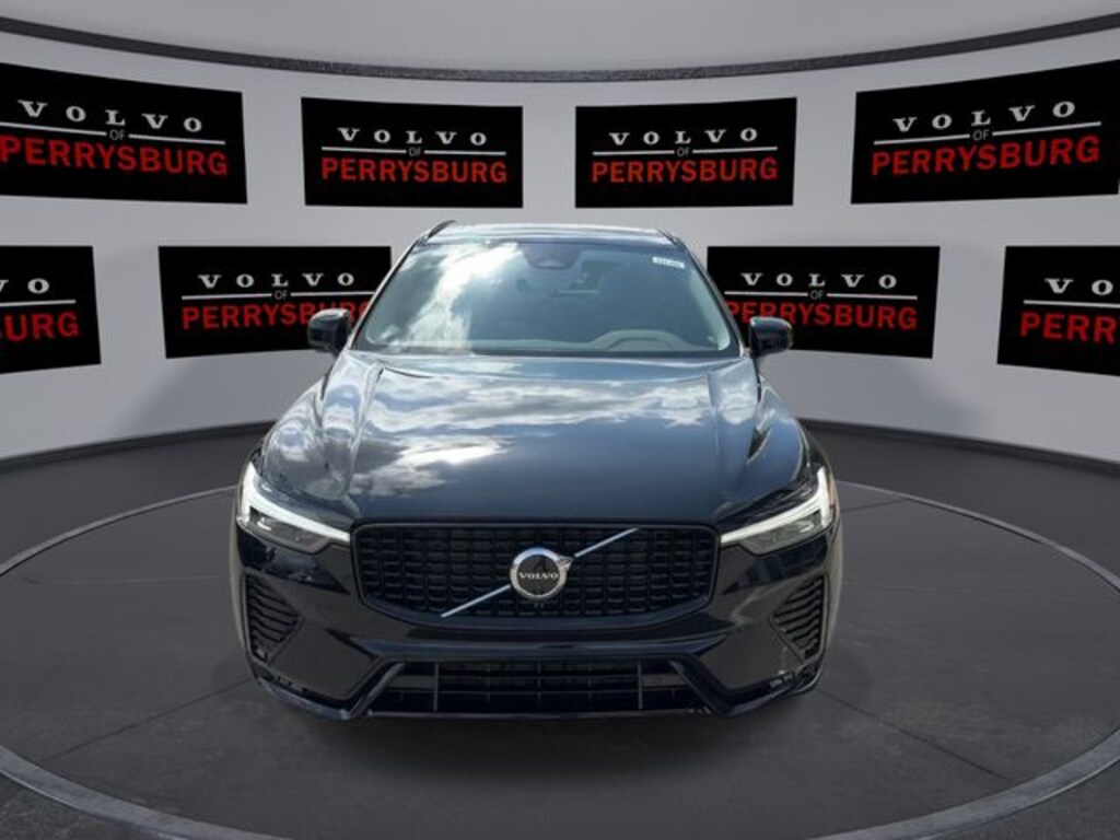 Used 2025 Volvo XC60 B5 Plus SUV