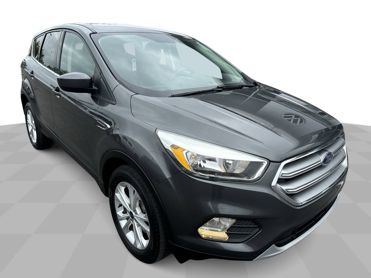 Used 2017 Ford Escape SE with VIN 1FMCU9G93HUB31109 for sale in Perrysburg, OH