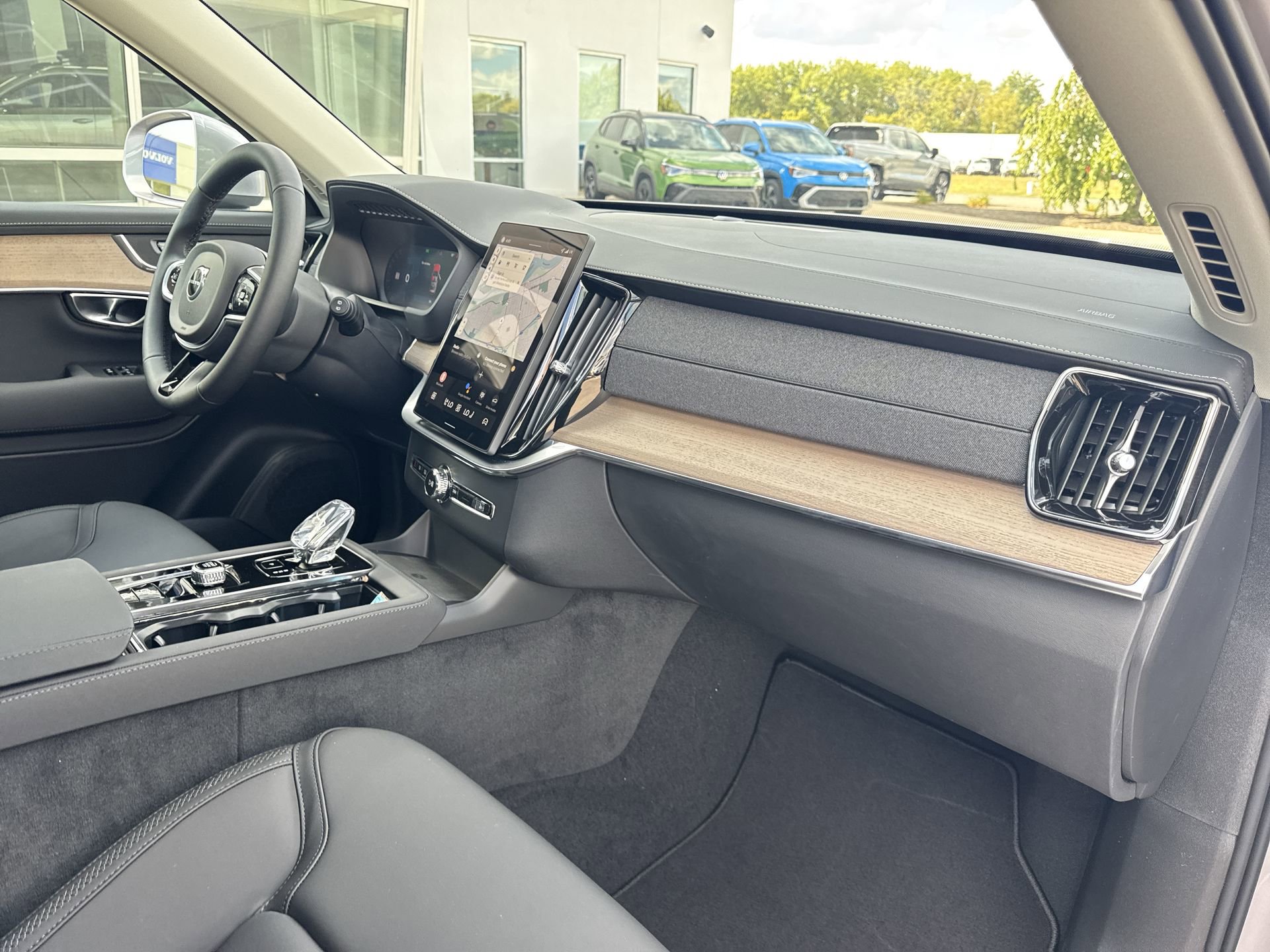 2026 Volvo XC90 Core - Photo 27