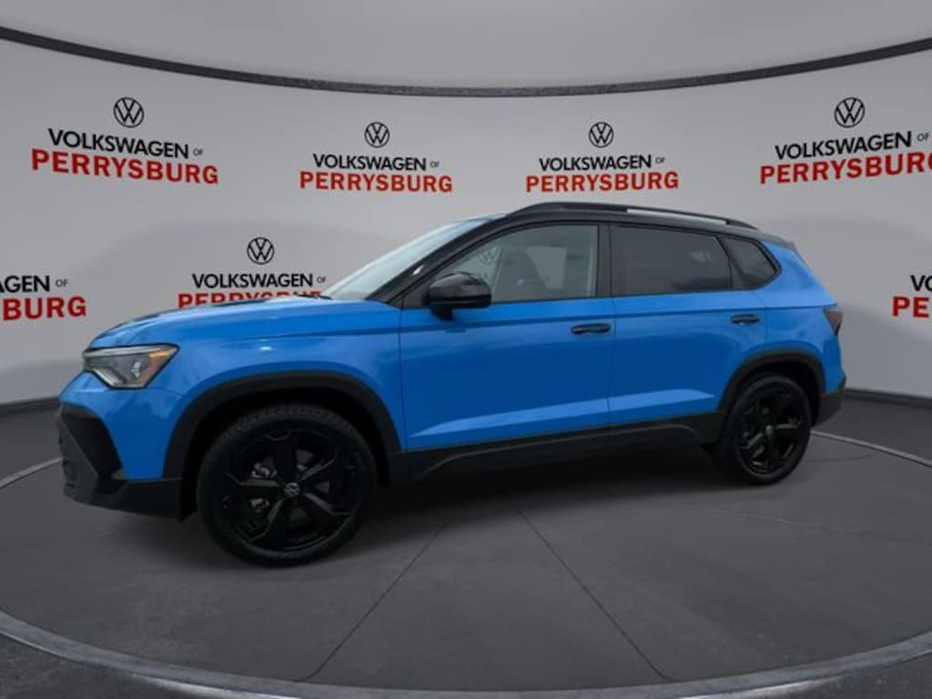 Certified 2025 Volkswagen Taos 1.5T SE Black SUV
