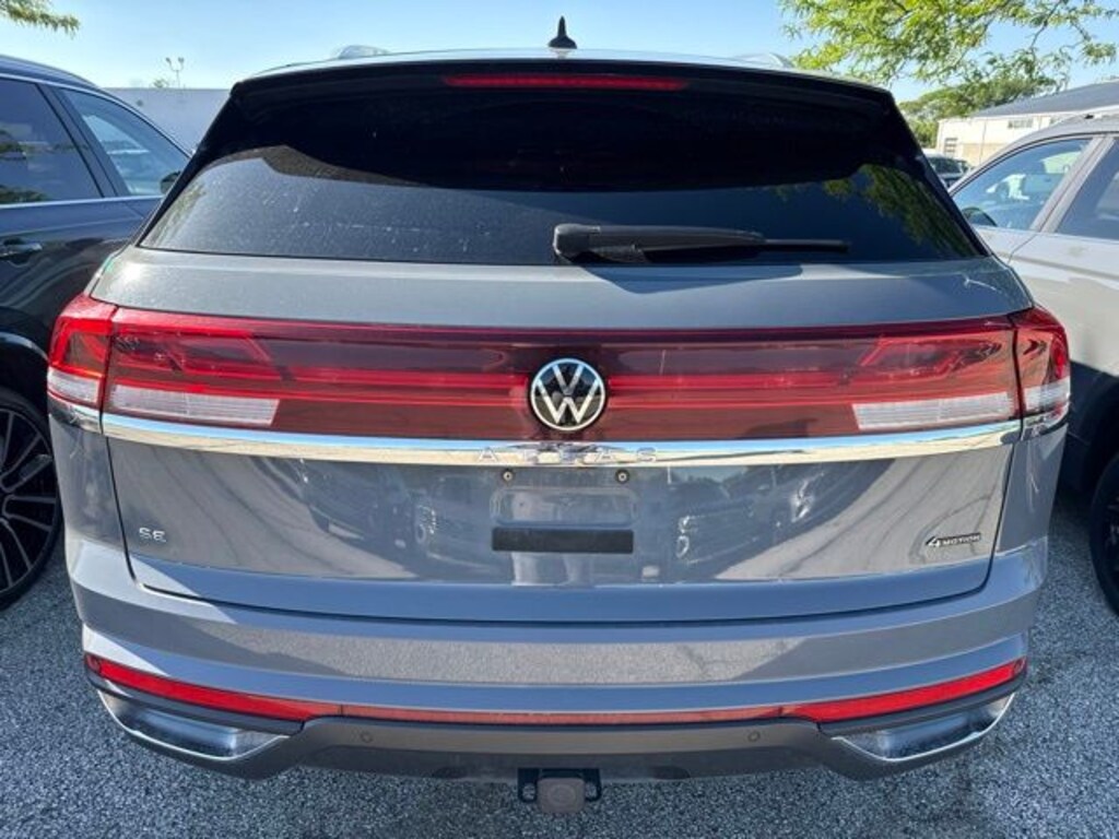 Certified 2024 Volkswagen Atlas Cross Sport 2.0T SE SUV