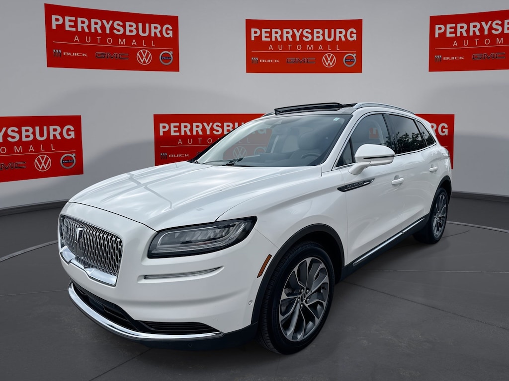 Used 2022 Lincoln Nautilus Reserve AWD w/ Co-Pilot360 1.0+ & Panoramic Moon SUV