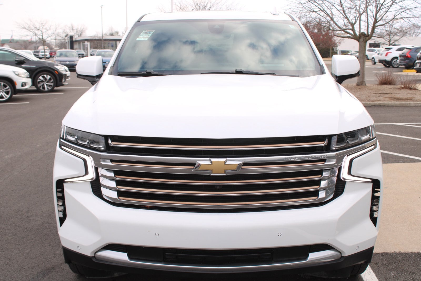 Used 2022 Chevrolet Tahoe High Country with VIN 1GNSKTKL3NR340359 for sale in Perrysburg, OH