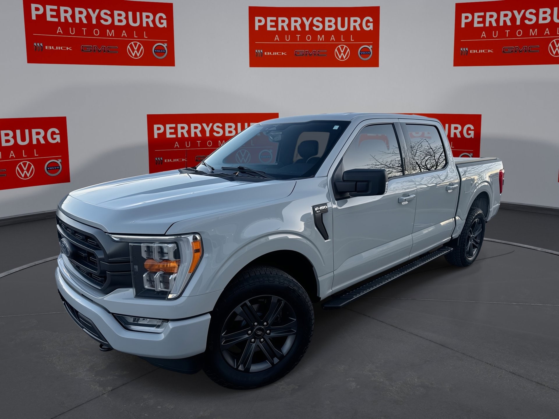 2023 Ford F-150 XLT's photo