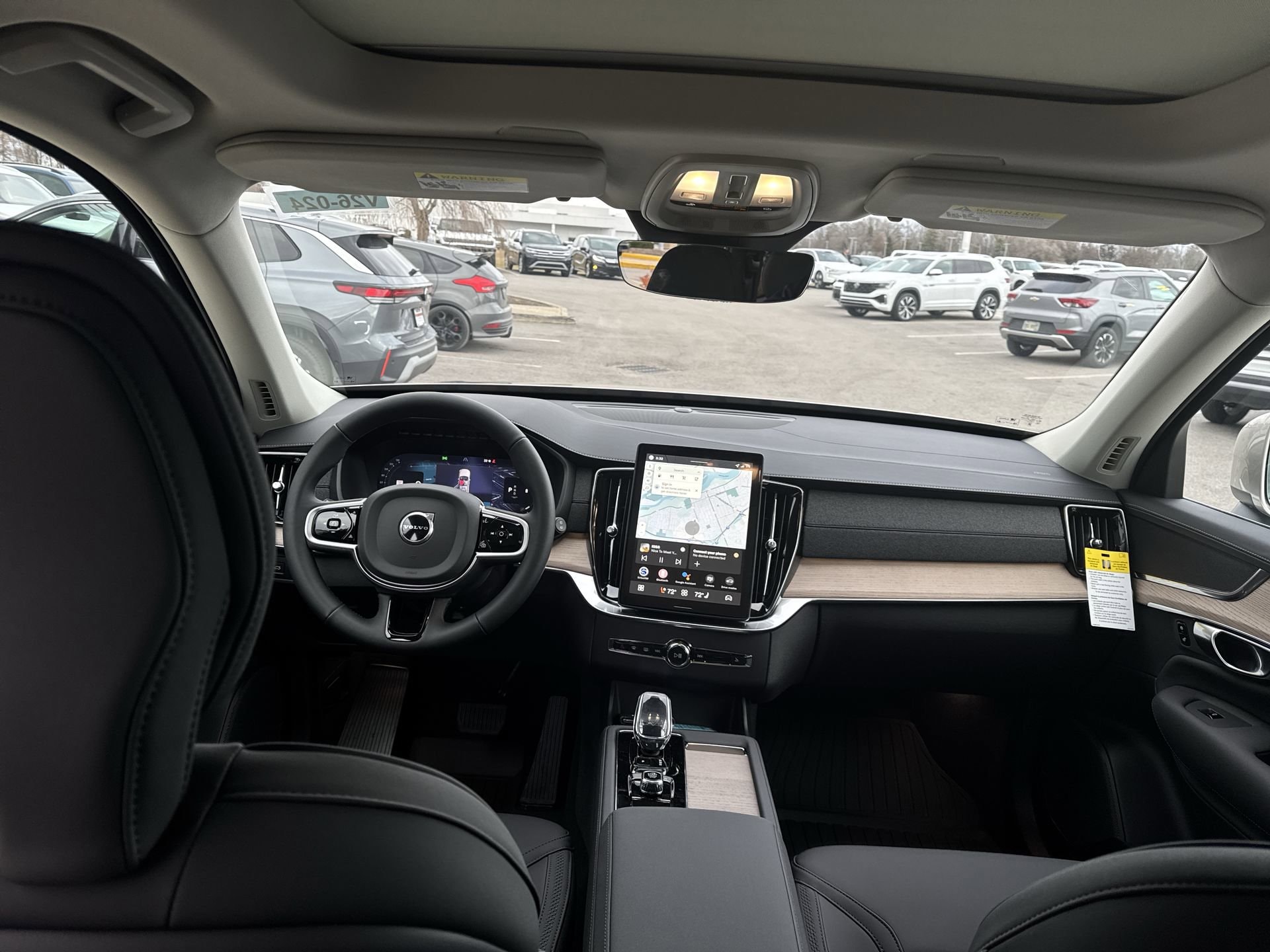 2026 Volvo XC90 Plus - Photo 21