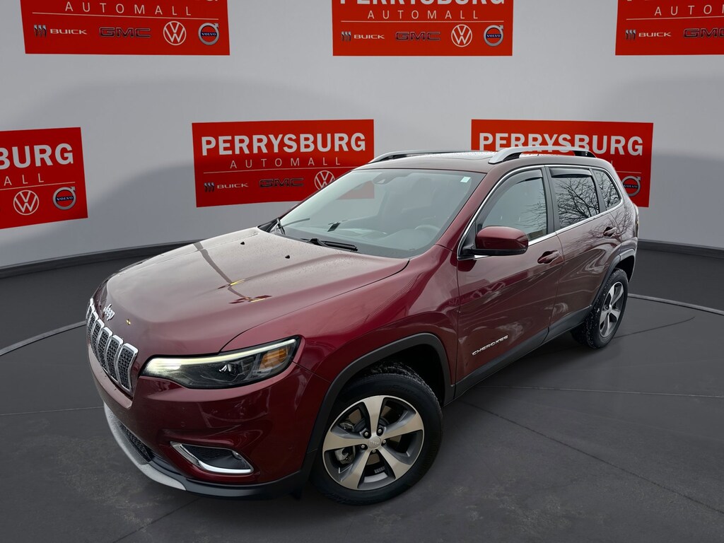 Used 2021 Jeep Cherokee Limited 4WD w/ Alpine Sound & Panoramic Moon Limited 4x4