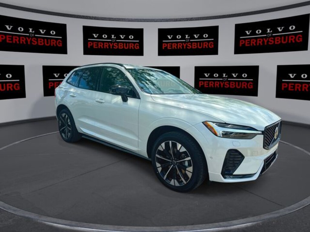 New 2026 Volvo XC60 B5 Plus SUV