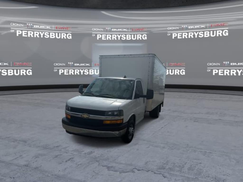 Used 2022 Chevrolet Express 3500 Commercial Cutaway Cab/Chassis