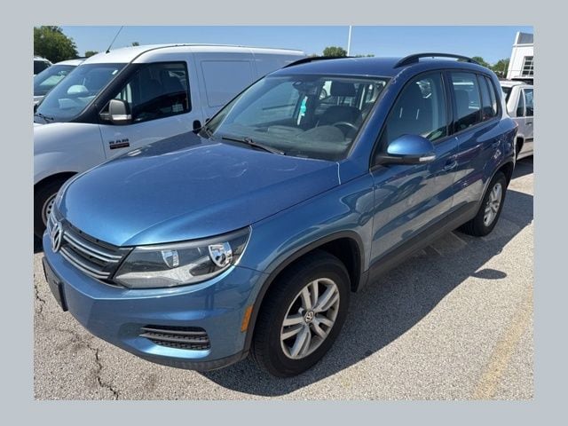 2017 Volkswagen Tiguan 2.0T S's photo