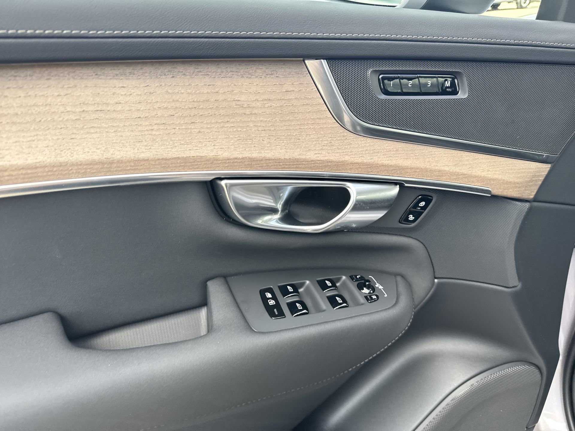 2026 Volvo XC90 Core - Photo 22