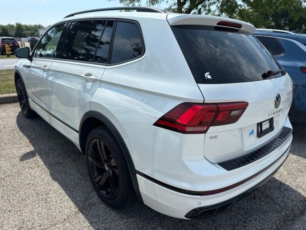 Used 2024 Volkswagen Tiguan 2.0T SE R-Line Black SUV