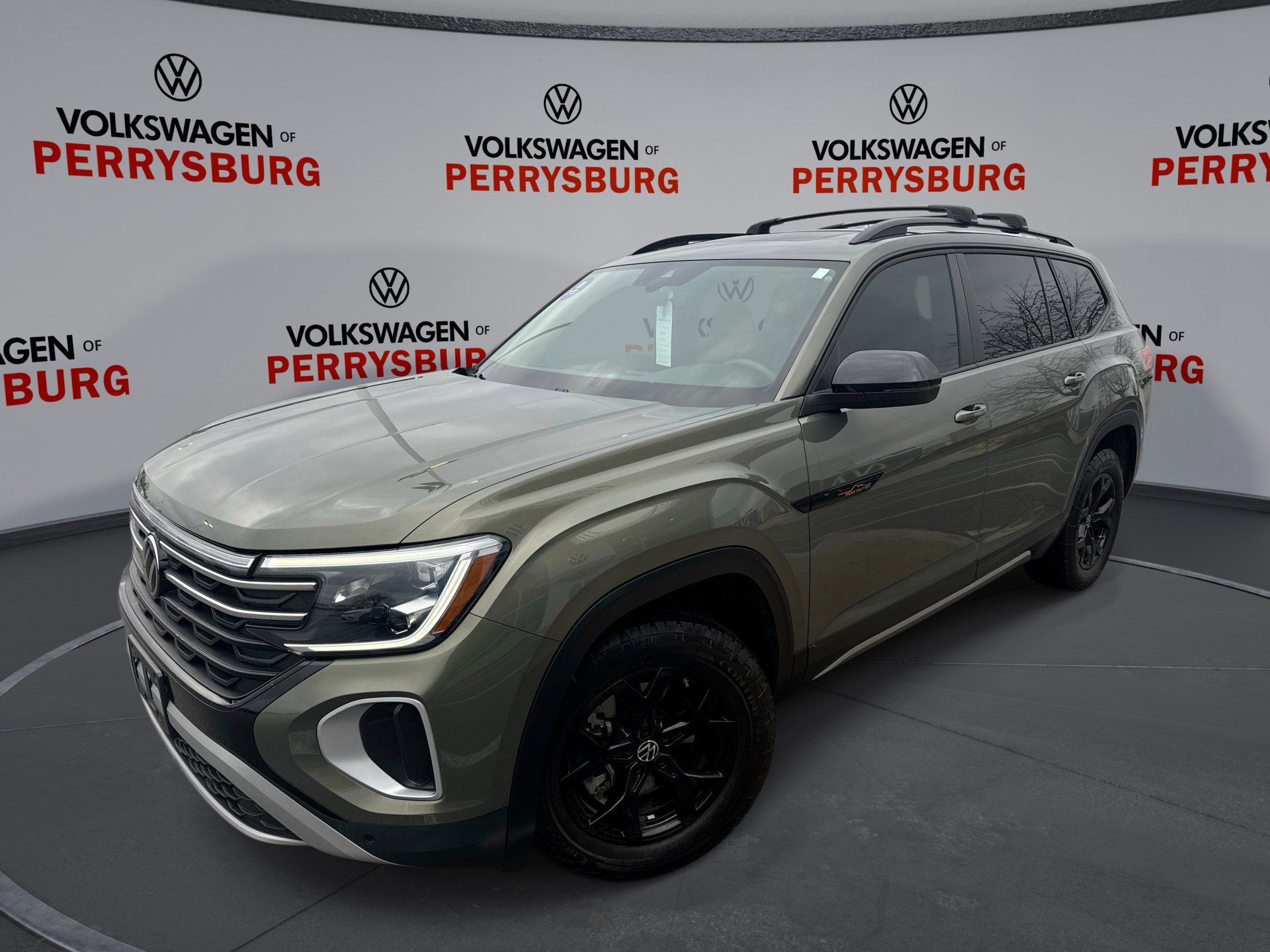 2024 Volkswagen Atlas Atlas Peak Edition's photo