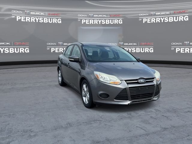 Used 2014 Ford Focus SE with VIN 1FADP3F24EL270156 for sale in Perrysburg, OH