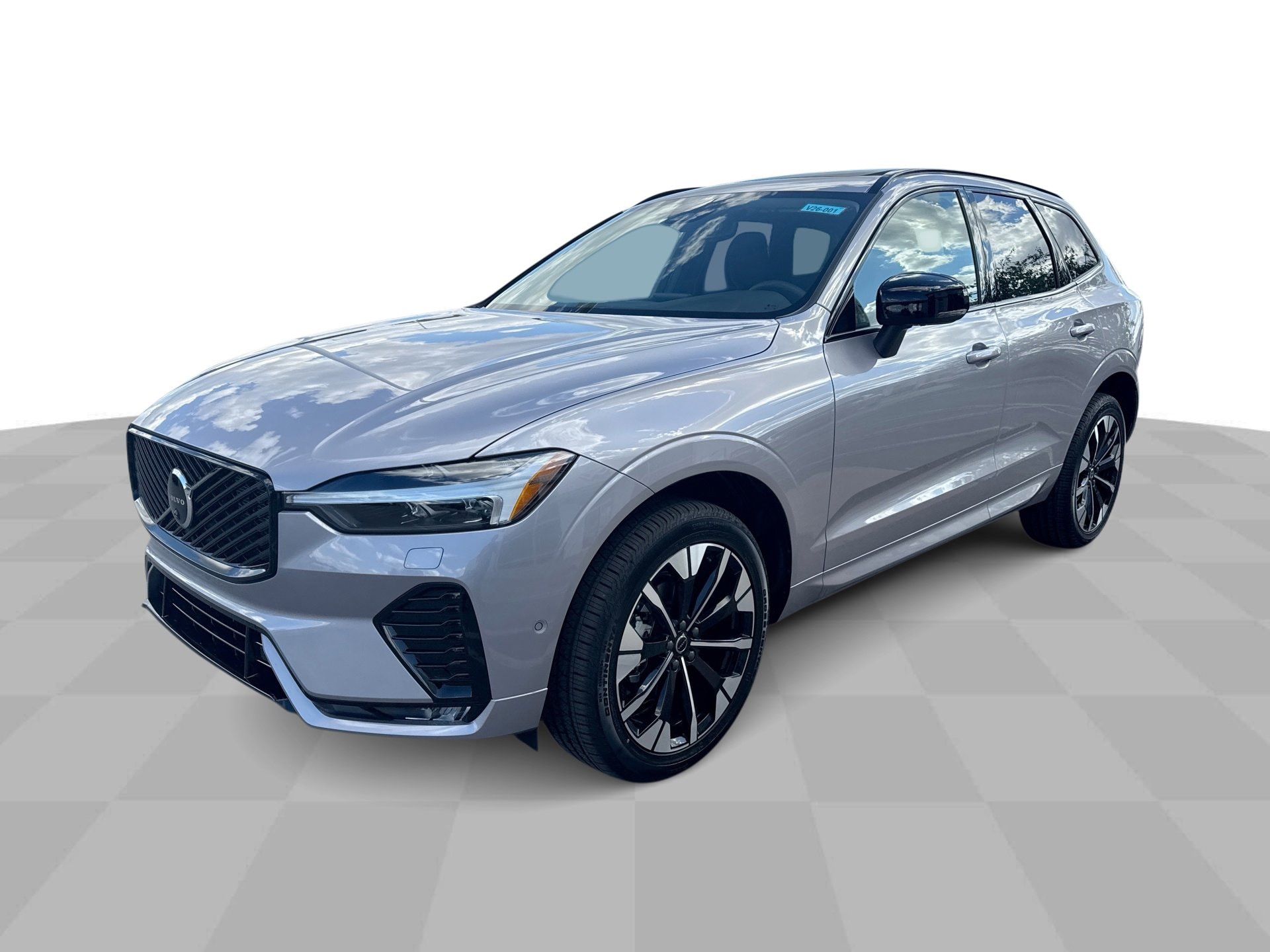 2026 Volvo XC60 Plus's photo