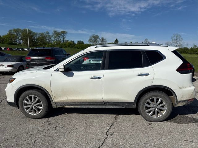 Used 2020 Nissan Rogue SV with VIN JN8AT2MV4LW113159 for sale in Perrysburg, OH