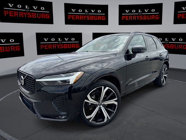 2024 Volvo XC60 B5 Ultimate Dark Theme AWD's photo