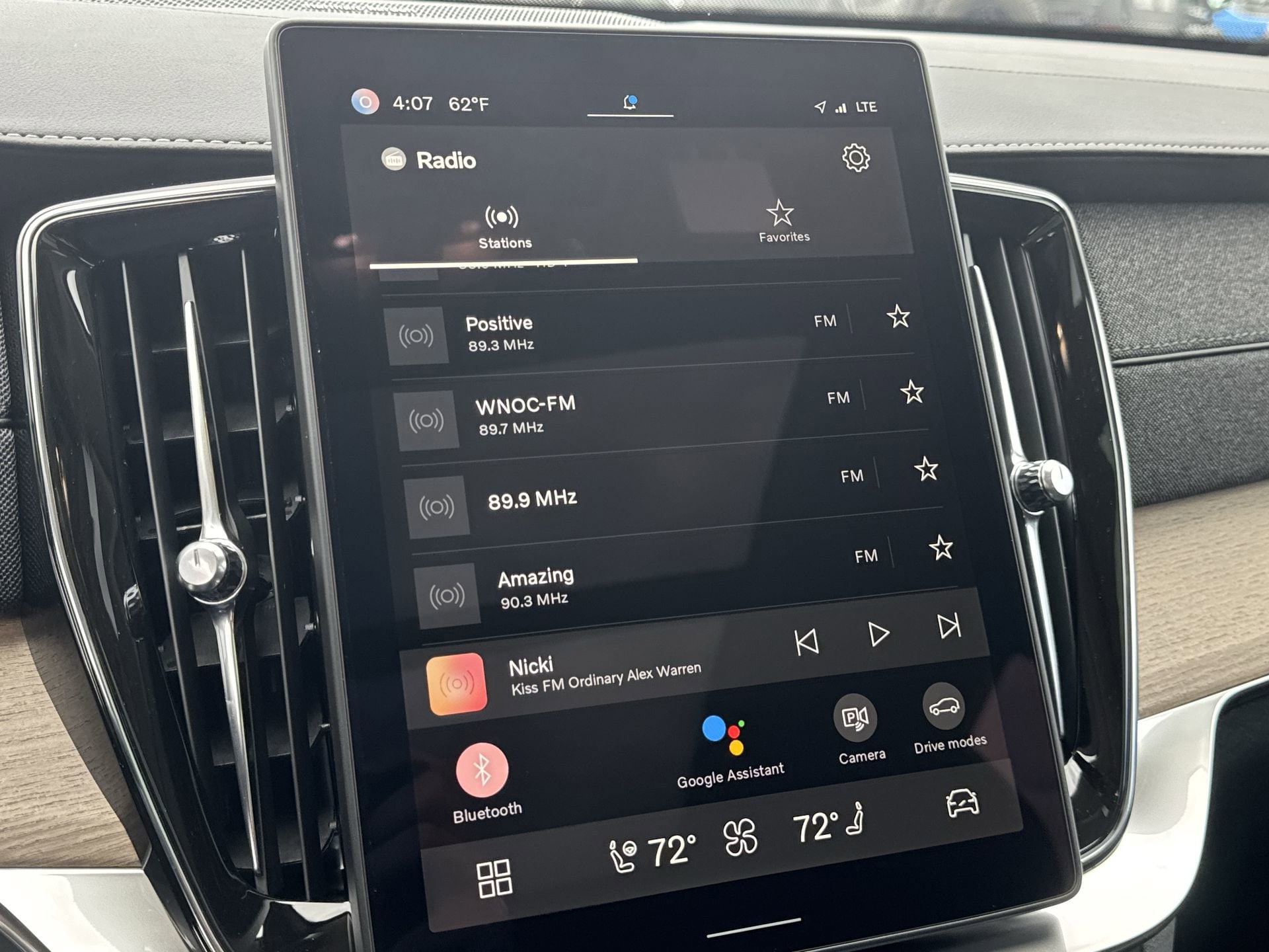2025 Volvo XC90 Plus - Photo 13