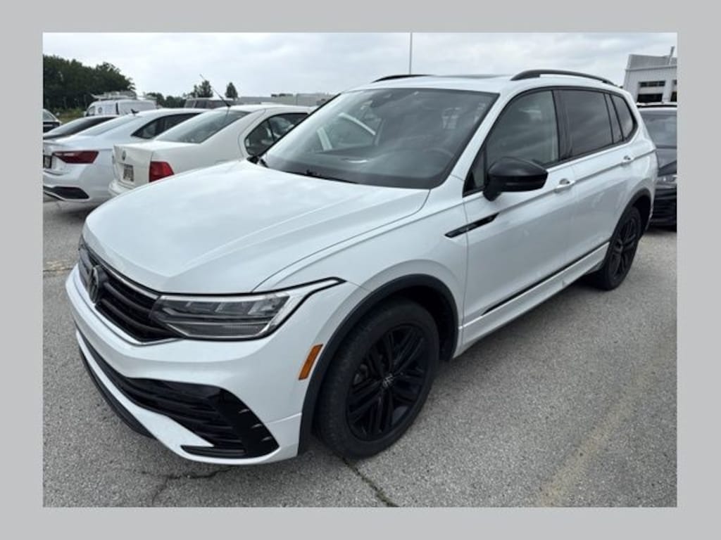 Used 2022 Volkswagen Tiguan 2.0T SE R-Line Black SUV