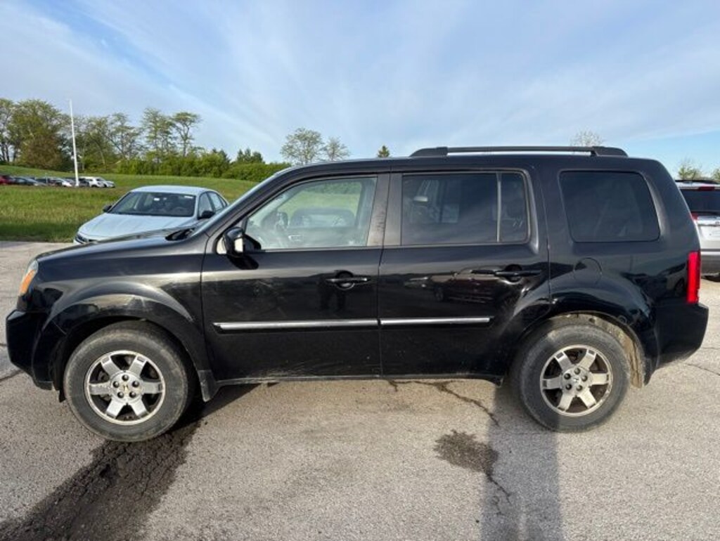 Used 2011 Honda Pilot Touring SUV