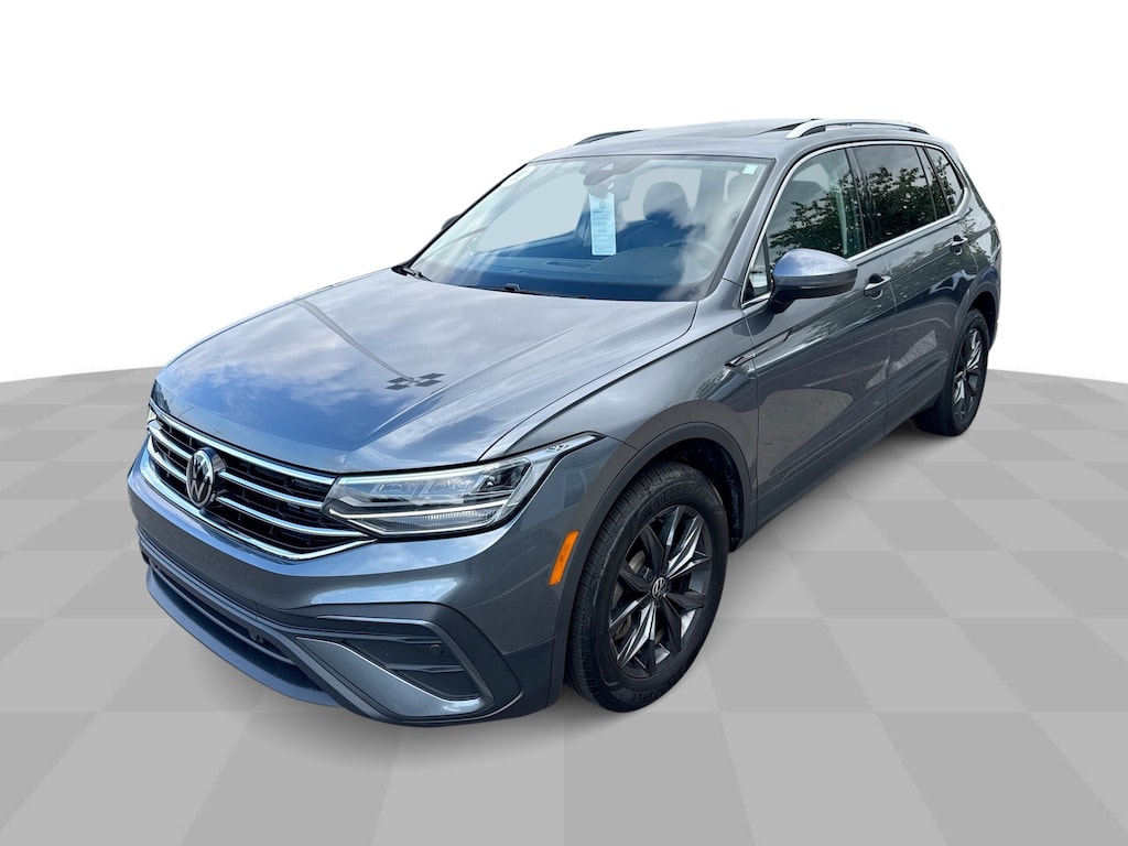 Used 2022 Volkswagen Tiguan 2.0T SE w/ IQ Drive & Panoramic Moon SUV