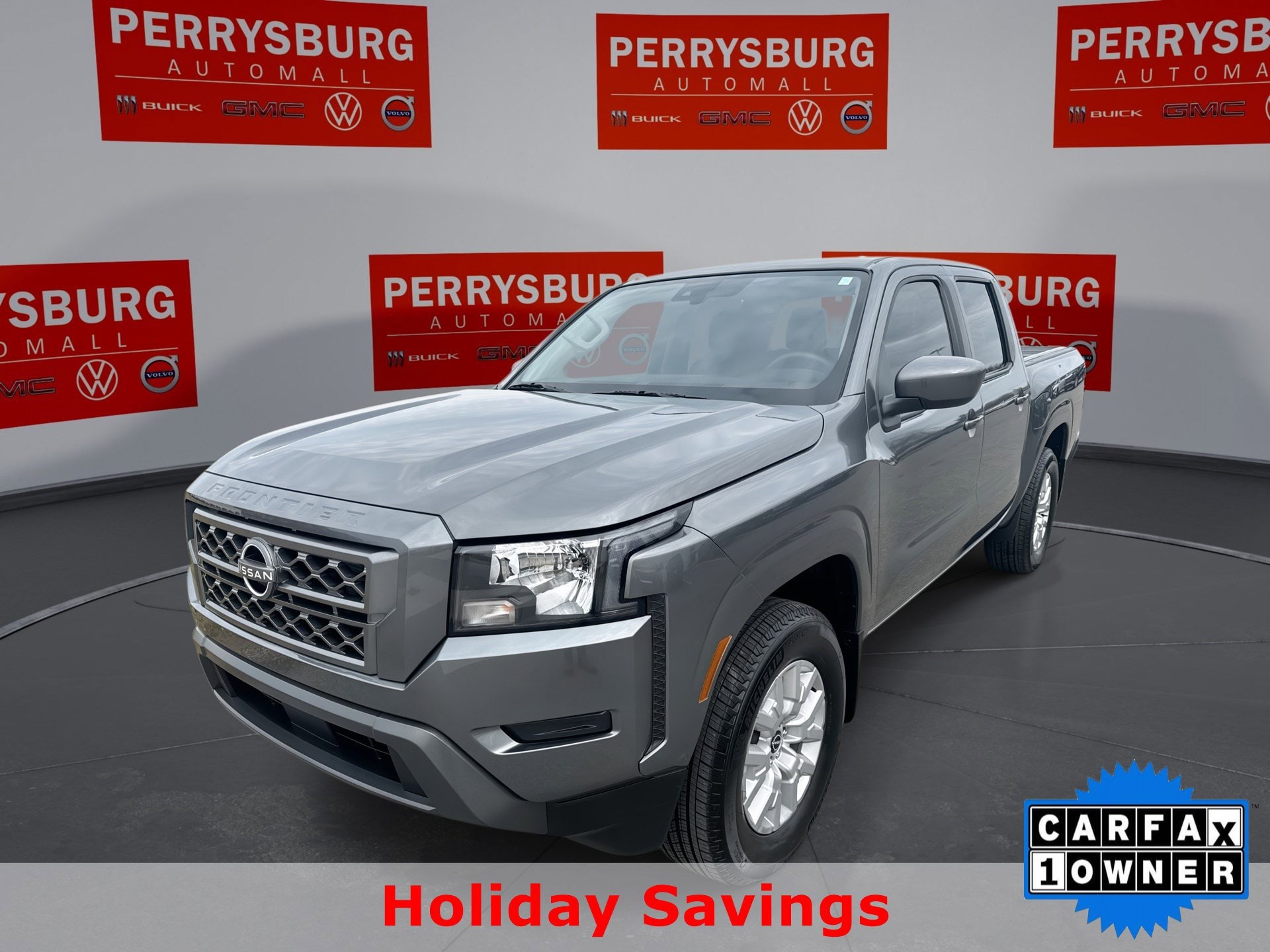 2022 Nissan Frontier SV's photo